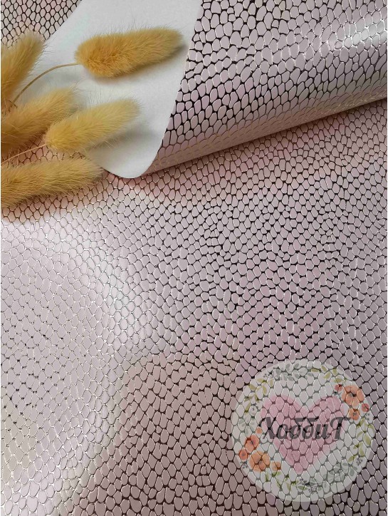 Кожзам "Камешки" 21*29,5см. (нежно-розовый)