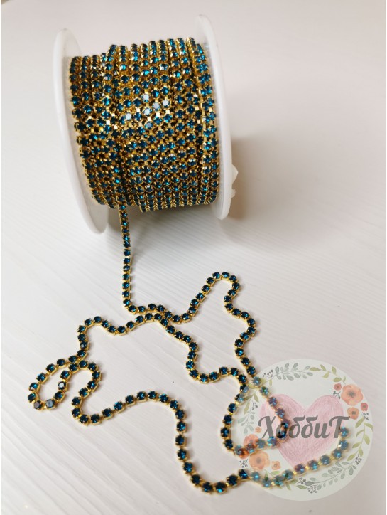 Стразы цепочкой ss8 (голубой), метр