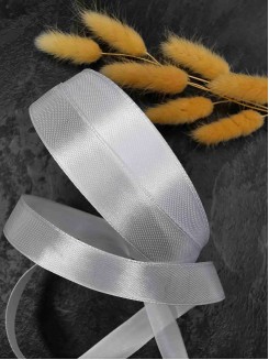 Лента атласная 1,5см бобина 25 ярд (белый)