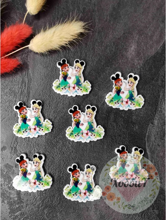 Кабошон-вырубка "Анна и Эльза, микки" 3,3*3,2см. №4