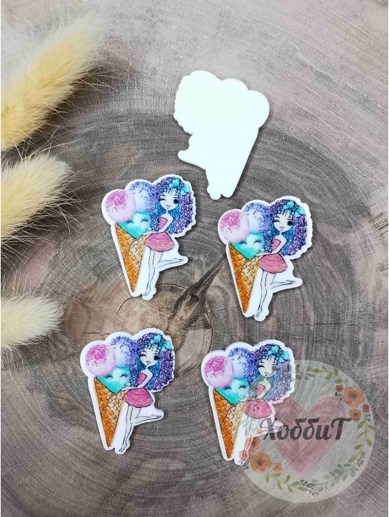 Кабошон-вырубка "Девочка с мороженым" 2,7*3,5см. №16