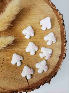 Кабошон "Грибок" 2*1,9см (белый)