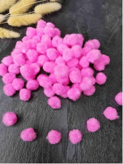Помпоны 1,5cм. (ярко-розовый), упаковка 30 штук