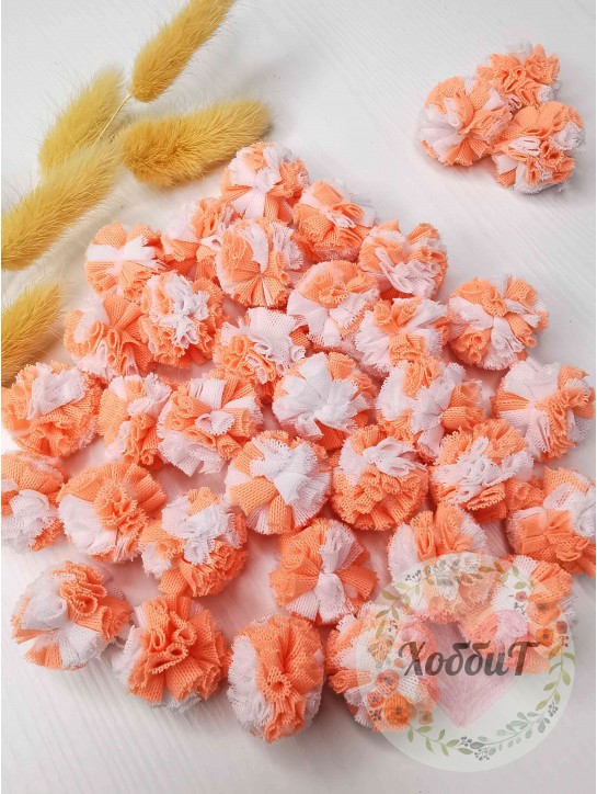 Помпоны декоративные 2,5см. (белый/персиковый), 4 штуки