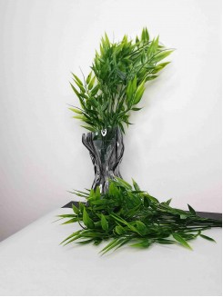 Ветка декоративная "Букет зелени Шинус" 35см